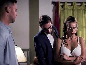 Mädchen wird beim Filmcasting zum Sex verführt