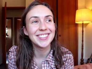 Olive zeigt uns ihren haarigen Busch