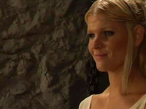 Kiimainen söpö lesbo orgiakylpylä emännän kanssa