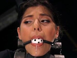 Schiava BDSM Gina Valentina