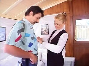 Prim Und richtige Milf Verwandelt Sich In eine Schlampe!