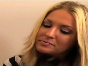 Geile Pornodarstellerin Chelsie Rae in einem fabelhaften Blowjob,