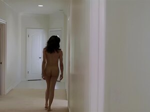 Ladyboy barnvakt blir röv knullad av en chef i tvättmaskin