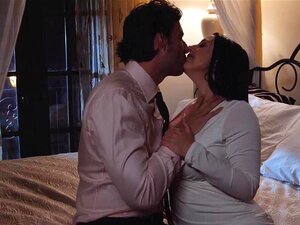 Angela White in der sündigen Valentinstagsszene 4