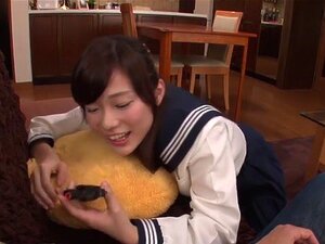 Otrolig japansk modell Madoka Asamiya i exotisk POV, stora tuttar