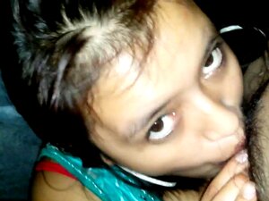 Nepalesisk bitch suger kuk