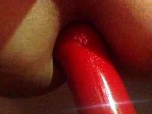 Sissy-Ehemann fickt sich selbst aus nächster Nähe ( xl-Spielzeug)