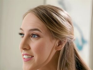 Transsexuelle Schlampe fickt weibliche Dame in nasses Muschiloch