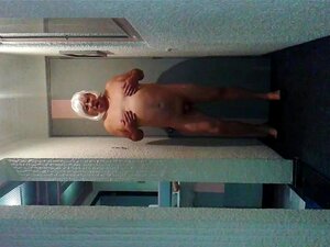 соло јебање дилдом