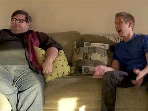 Die Scream-Porno-Parodie mit geilen Mädels, die tief anal ficken. Die