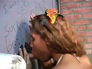 Glory-Hole-Schwanzlutschen für heiße Sahne 8