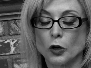Nina Hartley 1080p. vanha nina ottaa sen anaali ajaa