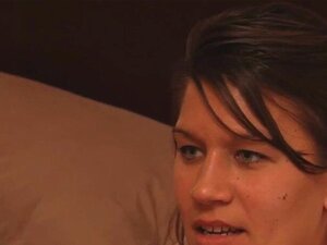 Paare bereiten sich auf ihr erstes Swinger-Erlebnis bei einer TV-Show