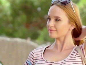 Die russische Journalistin Kaisa Nord bekam eine Analfickerei statt