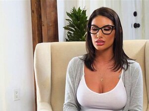 August Ames is een lul-hongerige slet