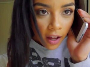 Schlafwandelnder Stiefbruder schraubt Stiefschwester Maya Bijou