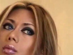 Ein sehr sexy Ladyboy