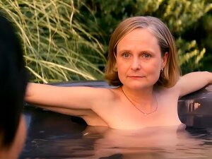 Barbara Garrick, Ellen Page, Laura Linney, May Hong aufgedeckt