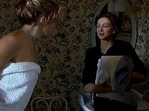 Claudia Gerini nackt in Die unbekannte Frau (2006)