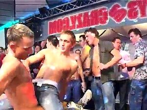 Твинк емо геј палчеви Момци воле типа