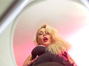 Bella Bathory Femdom POV Pisse