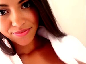 Слатка ситна риба са ситним Сисама