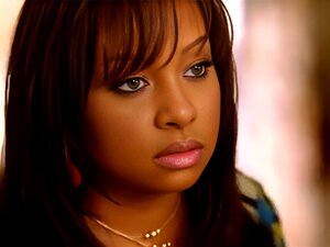 RAVEN SYMONE ' S ONDEUGENDE EBONY STRUMPETS!
