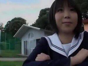 Upea Japanilainen huora Mikan Kururugi Hämmästyttävä Ulkona JAV