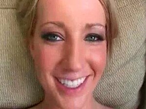 Schwarze Schwänze in Barbi's beiden Enden