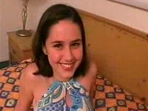 Kacey Kox macht eine Mahlzeit aus Schwanz