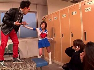 Mitsuki Akai, Saki Okuda et l'équipe E BODY Squirt Partie 1.2