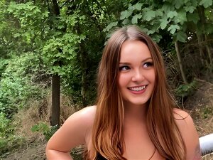  gib mir mehr Geld und fick mich!  Russische Schönheit Zeigte Brüste