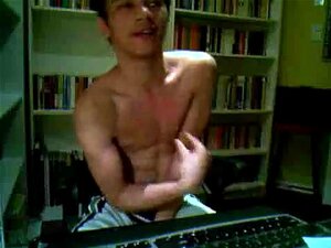 Latina schwuler Mann masturbiert vor der Kamera, mexikanischer