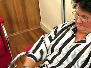 Fette, geile reife Dame liebt es zu ficken Teil 2
