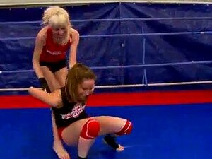 NudeFightClub präsentiert Ashley vs Alexa Wild, Russland trifft