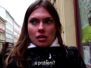 Mofos - Öffentliche Aufrisse - Gestrandet und verzweifelt