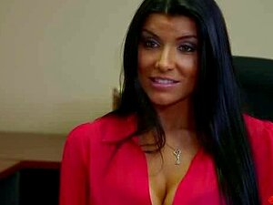 Невероватна секретарица јебе се у