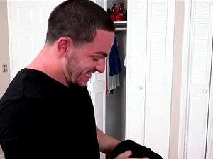 Sex-Porno-Süße ihre wildeste Fantasie. Sieh dir dieses Video 4K