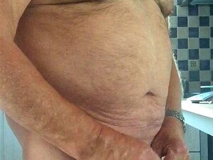 Masturbierender Cumshot alter Mann 74 Jahre alt