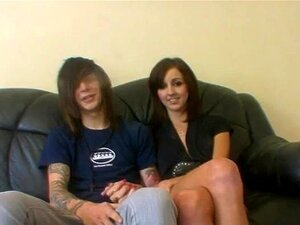 Amateur-College-Paar fickt und endet mit glücklichem Facial und