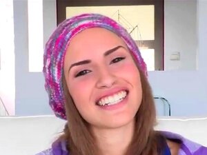 Super sexy natuurlijke cutie babe Natasha White monstercock geneukt.