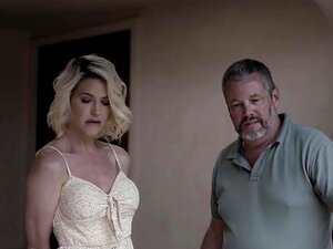 Dreckiger Stiefsohn fickt seine geile blonde Stiefmutter mit perfekten