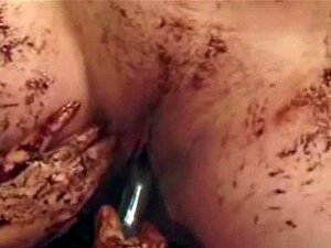 Schwangere Babes treiben es wild mit Schokolade