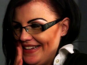 Cfnm Babes Tittenfick und Ruck. Europäische cfnm Babes Tittenfick und