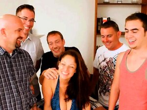 Raquel Raxxx Riesentitten Blowbang Bukkake