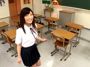 Upplev ultimat njutning med en extraordinär japansk förförerska i