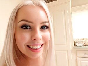 Haley Spades - Stieftochter-Vorsprechen. Geile heiße blonde