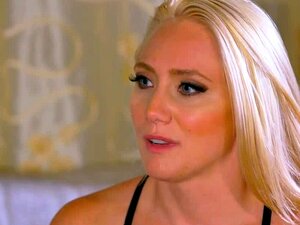 Црна риба лиже пичку фитнес тренеру