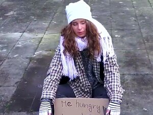 Obdachlose Süße fickt Großvater im Park für wenig Geld