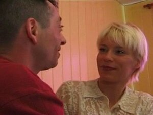 Fransk amatör milf anal. Blond amatör anal ansiktsbehandling